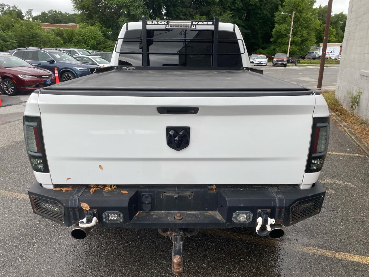 RAM 1500 Tradesman Quad Cab 4WD 2014