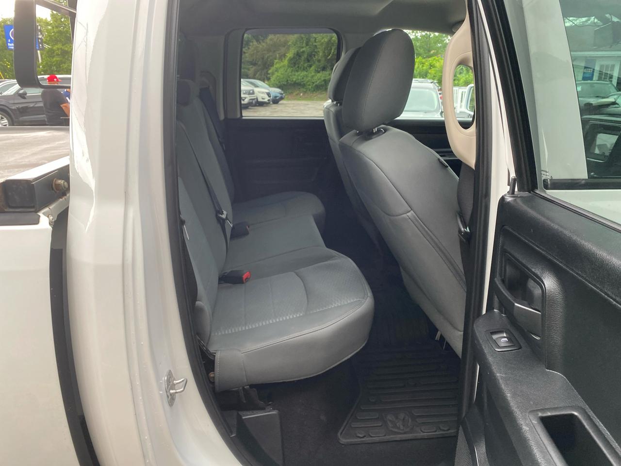 RAM 1500 Tradesman Quad Cab 4WD 2014