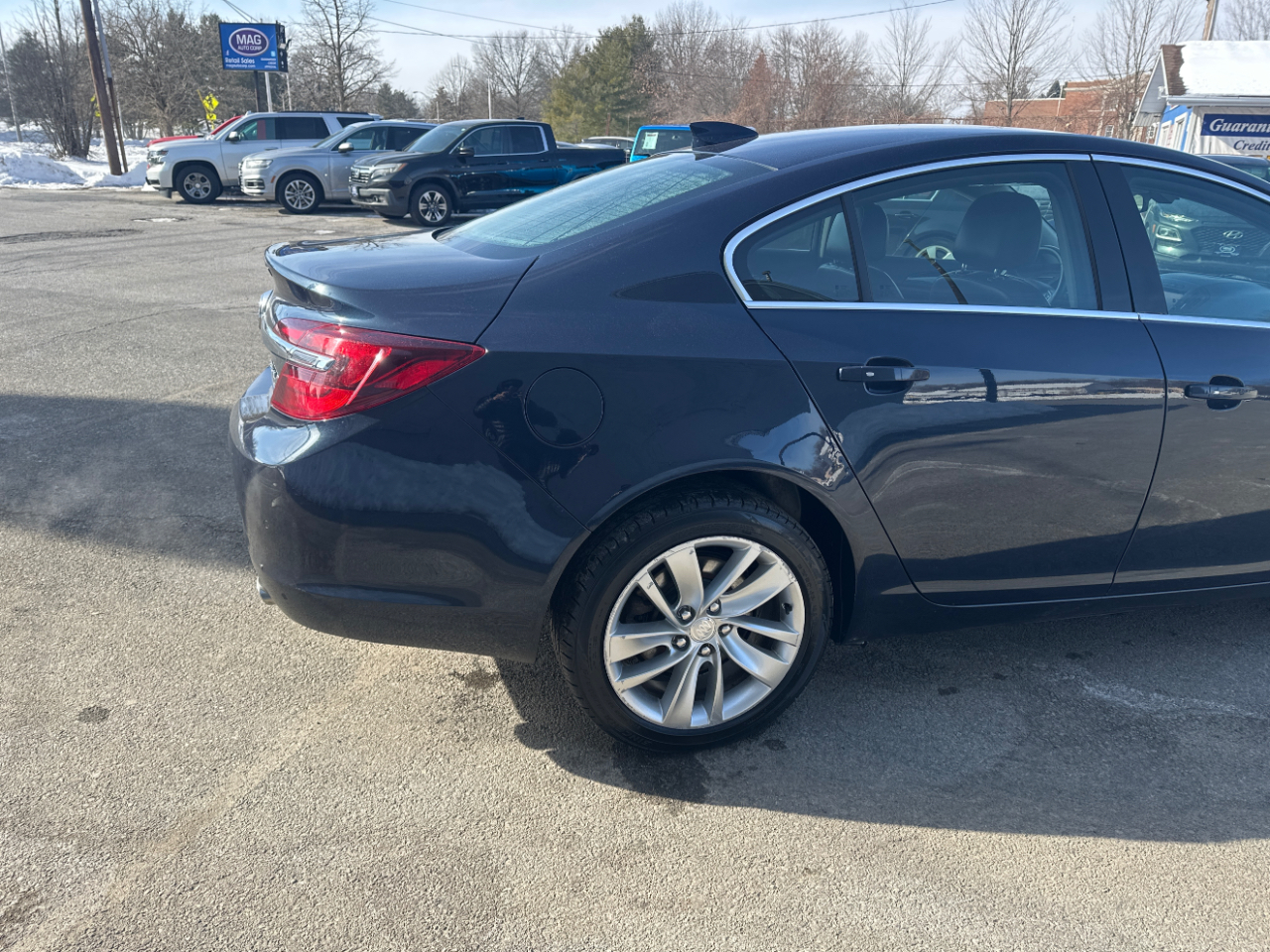 Buick Regal 4dr Sdn CXL Turbo TO5 (Russelsheim) *Ltd Avail* 2016