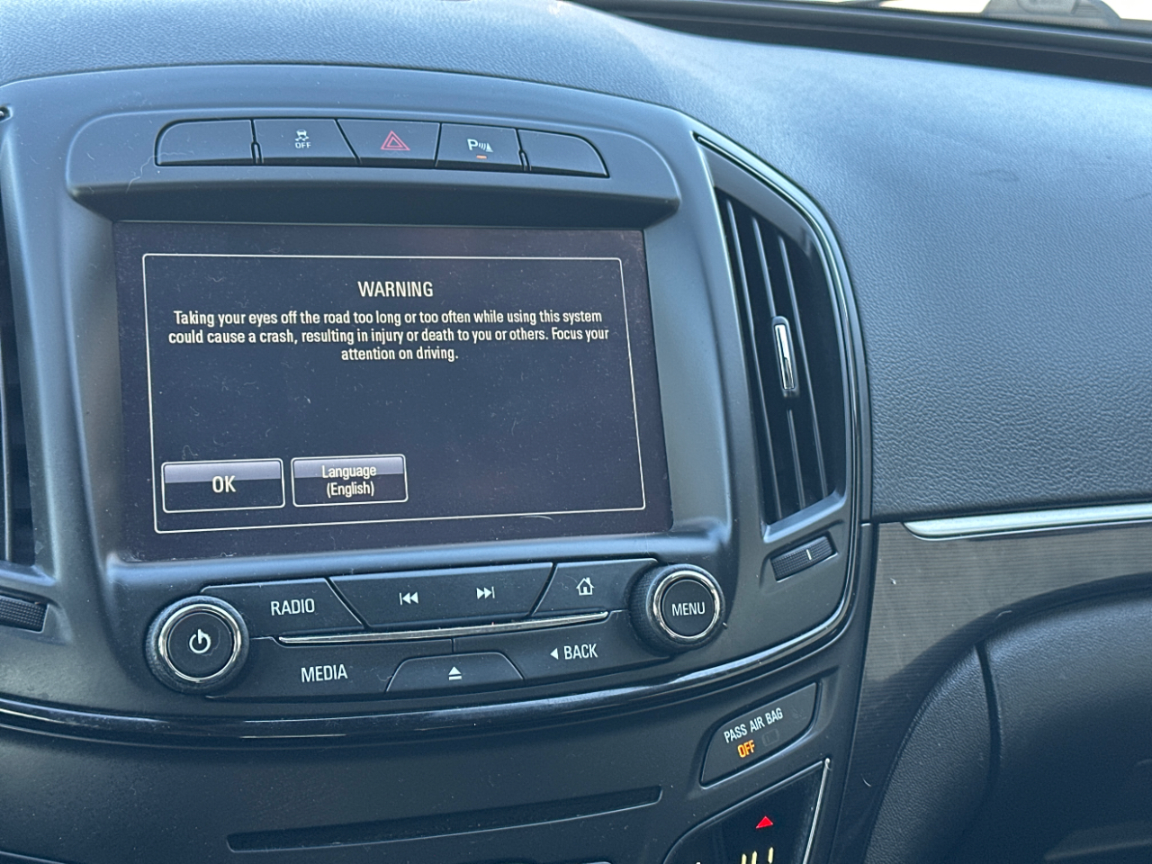 Buick Regal 4dr Sdn CXL Turbo TO5 (Russelsheim) *Ltd Avail* 2016