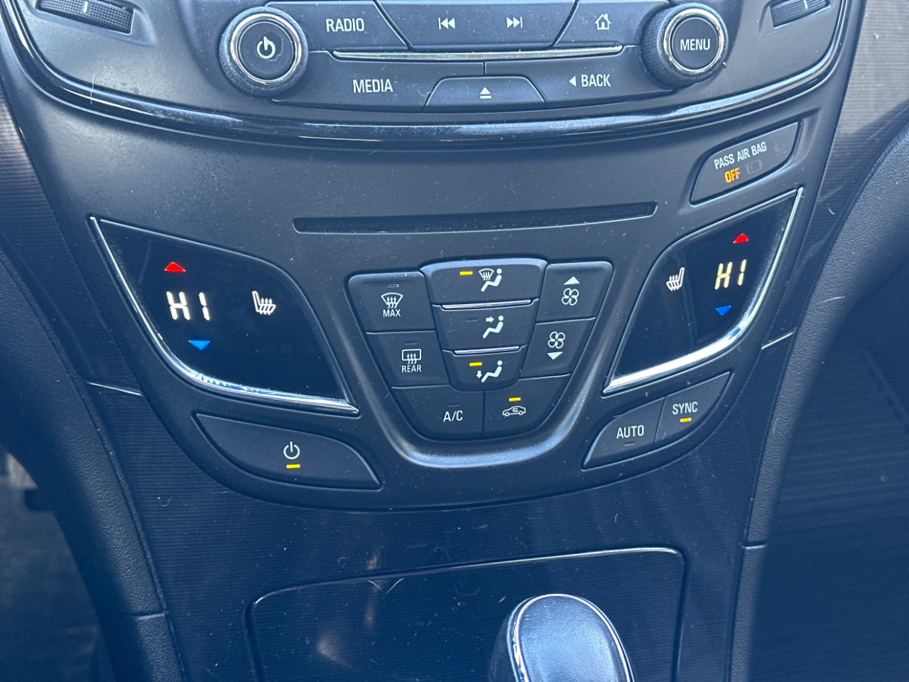 Buick Regal 4dr Sdn CXL Turbo TO5 (Russelsheim) *Ltd Avail* 2016