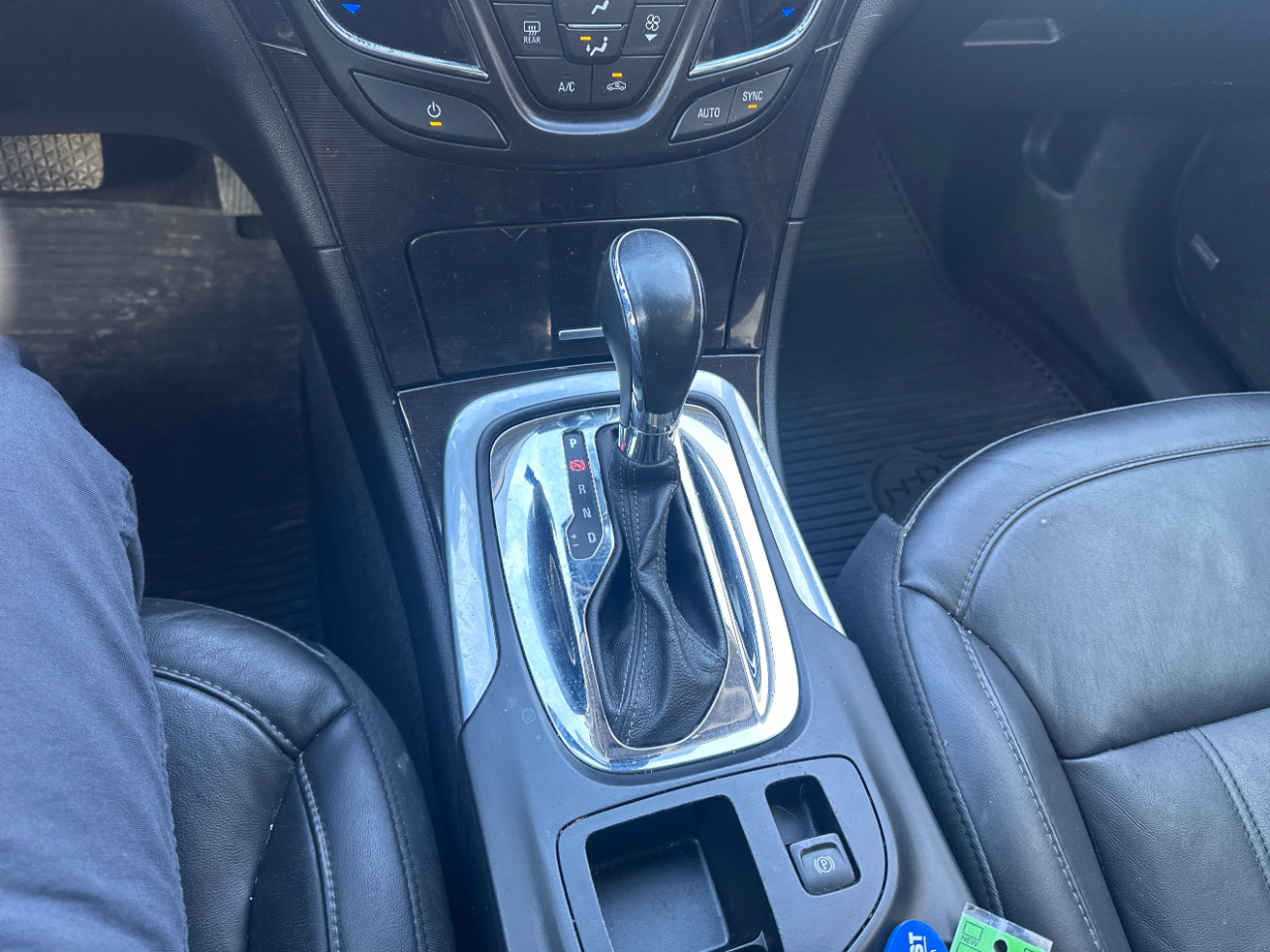 Buick Regal 4dr Sdn CXL Turbo TO5 (Russelsheim) *Ltd Avail* 2016