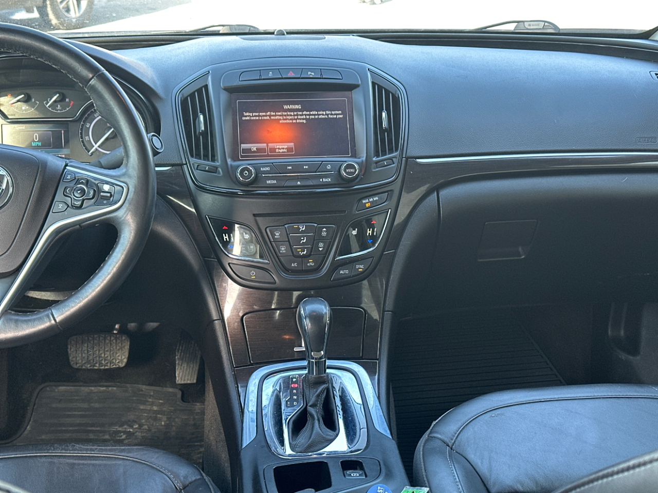 Buick Regal 4dr Sdn CXL Turbo TO5 (Russelsheim) *Ltd Avail* 2016