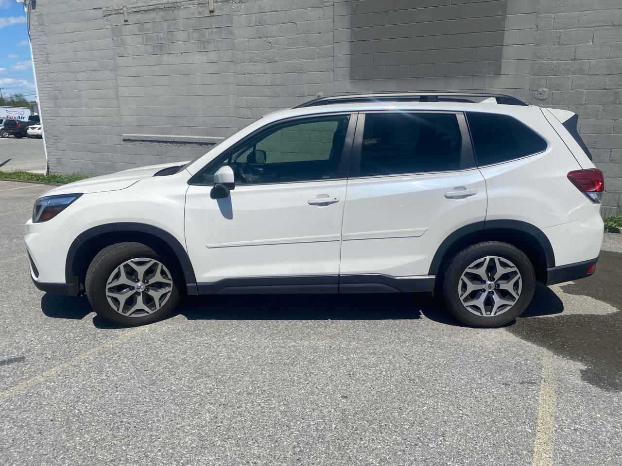 Subaru Forester Premium AWD 2021
