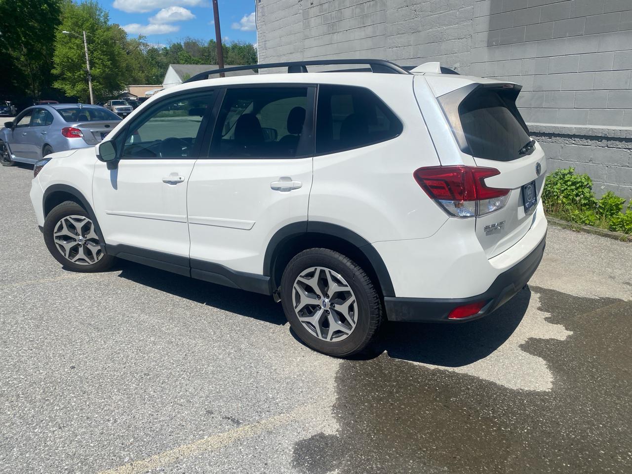 Subaru Forester Premium AWD 2021