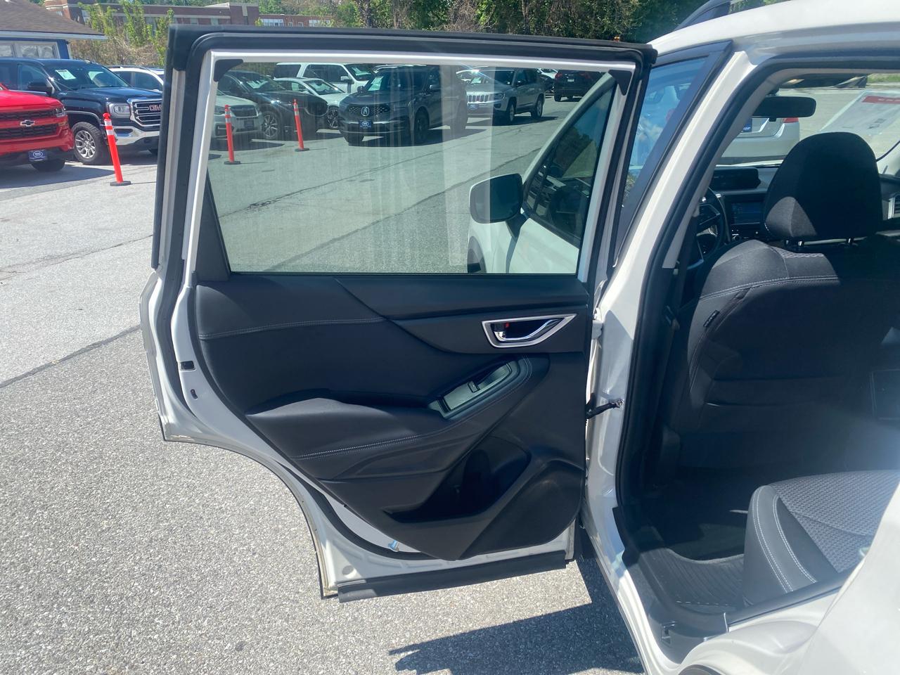 Subaru Forester Premium AWD 2021