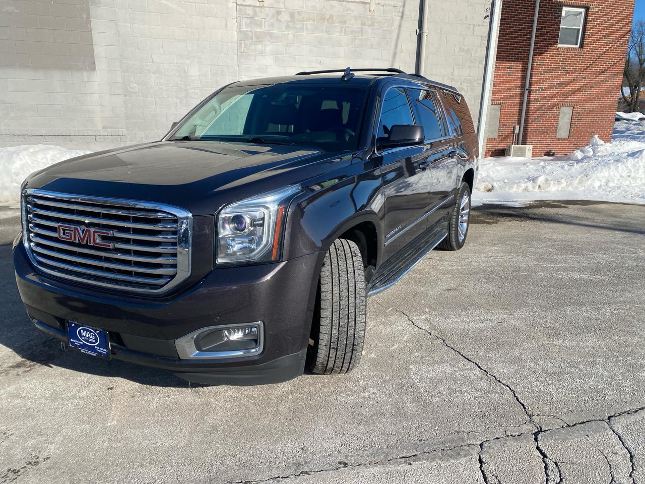 GMC Yukon XL SLT 4WD 2017