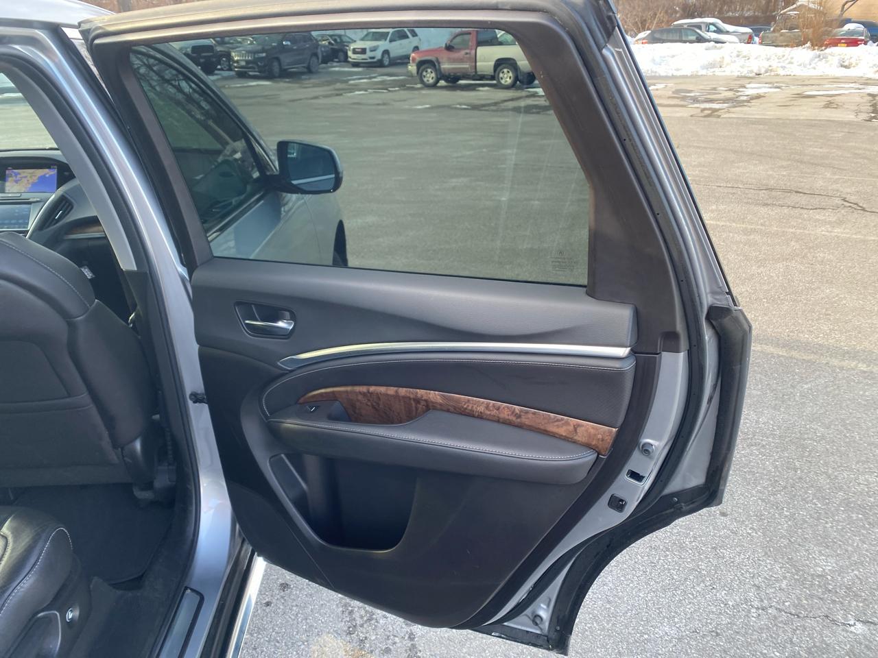 Acura MDX SH-AWD 9-Spd AT w/Tech Package 2020