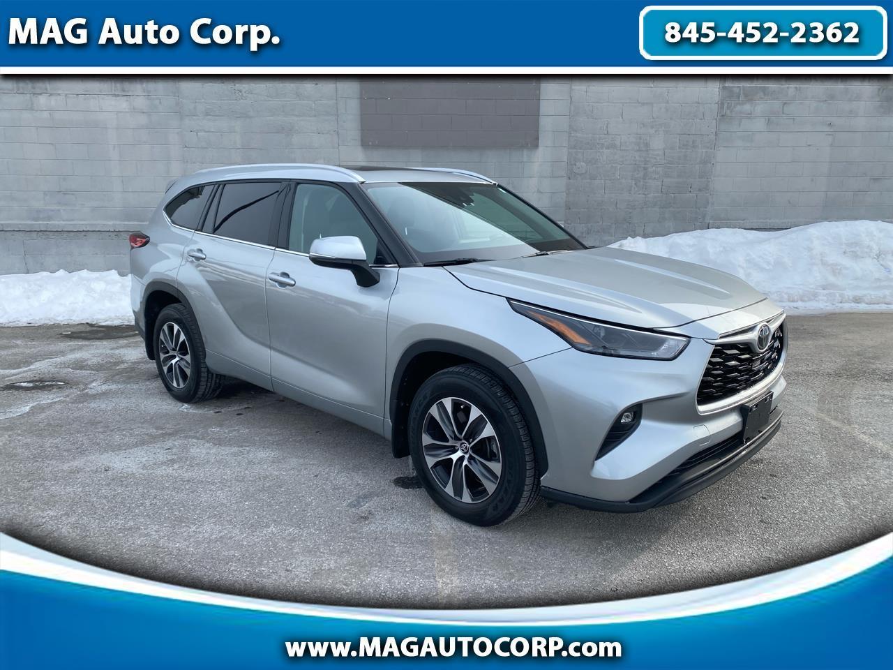 Toyota Highlander XLE AWD V6 2022