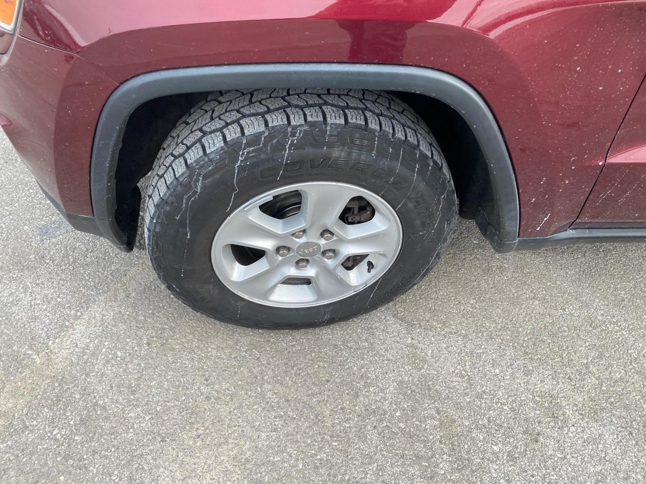 Jeep Grand Cherokee Laredo 4WD 2016