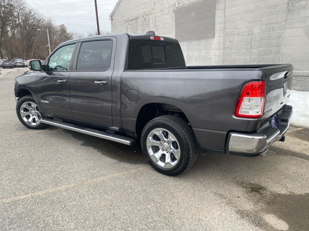 RAM 1500 Big Horn Crew Cab SWB 4WD 2019