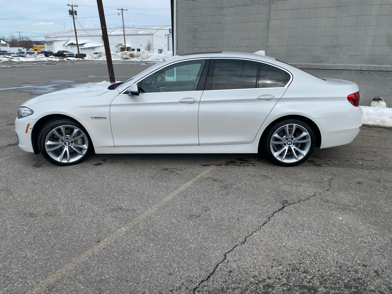 BMW 5-Series 535i xDrive 2014