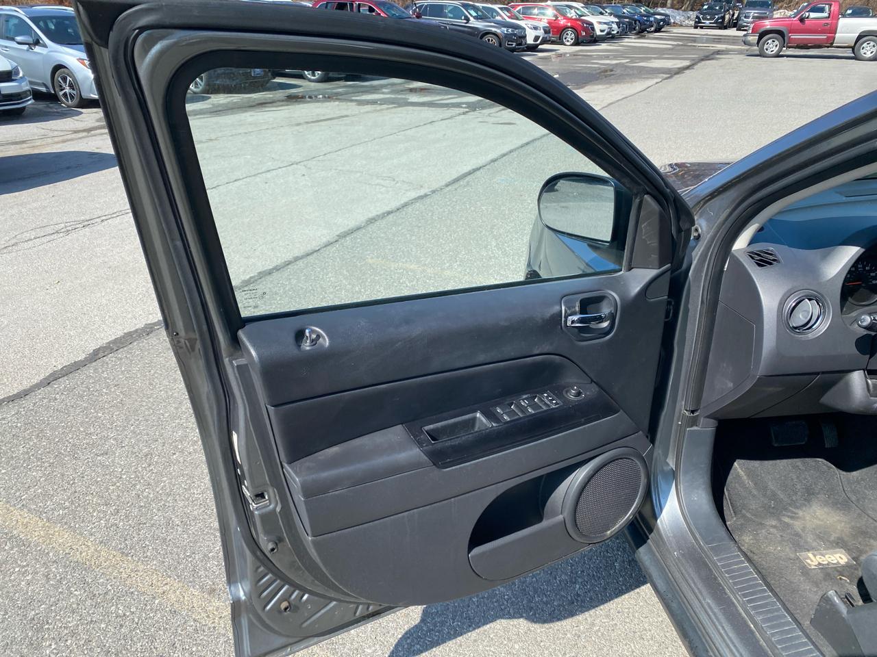 Jeep Compass Sport 4WD 2011