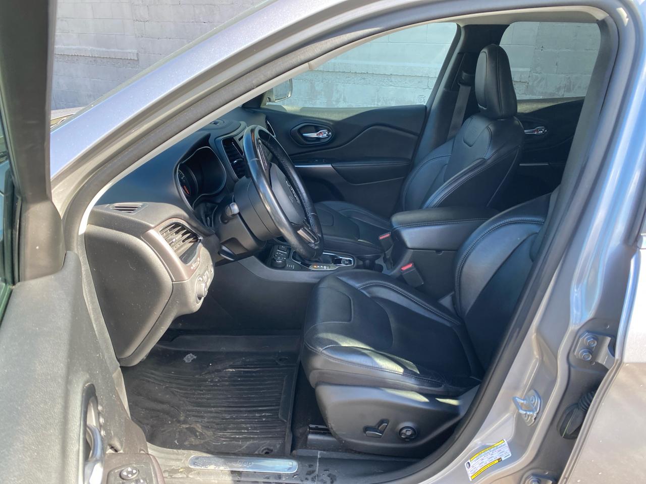 Jeep Cherokee Limited 4WD 2020