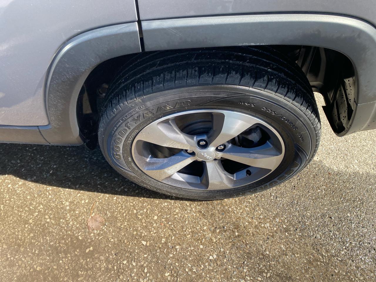 Jeep Cherokee Limited 4WD 2020