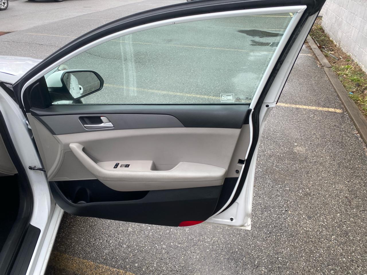 Hyundai Sonata SE 2015