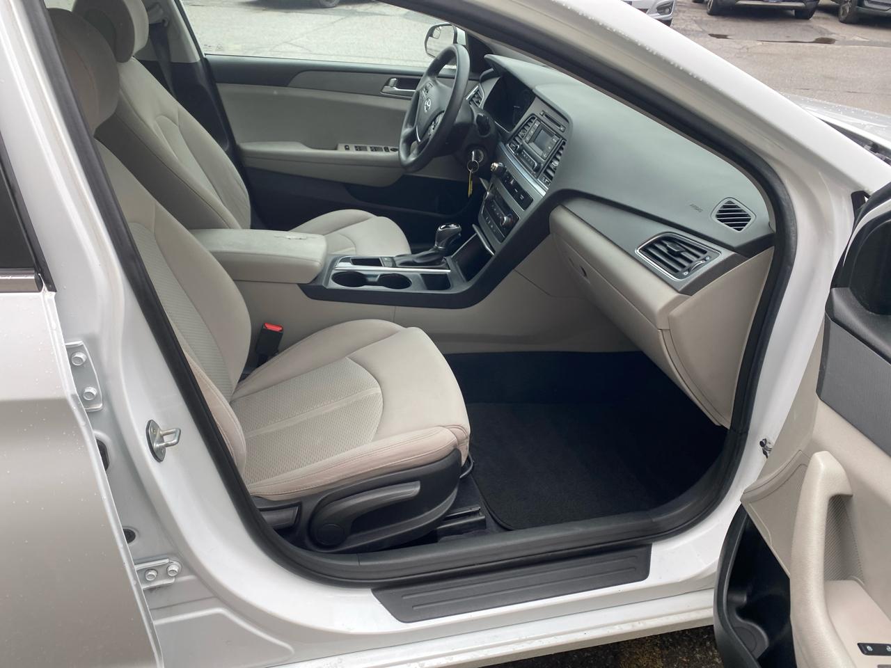 Hyundai Sonata SE 2015