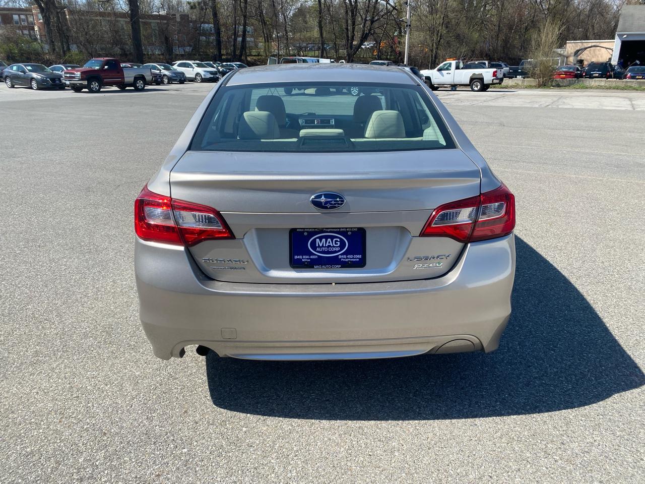 Subaru Legacy 2.5i Premium 2017