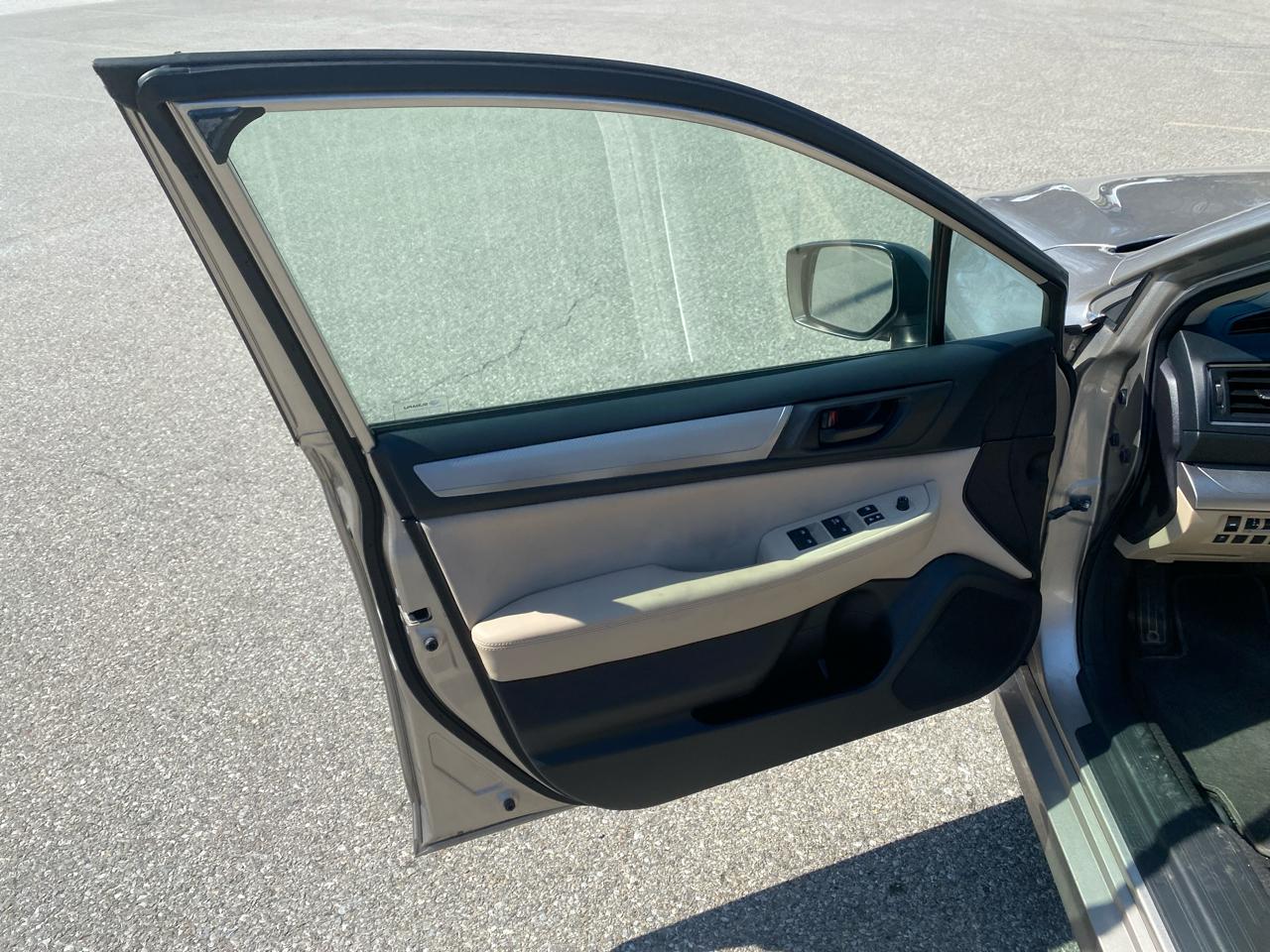 Subaru Legacy 2.5i Premium 2017