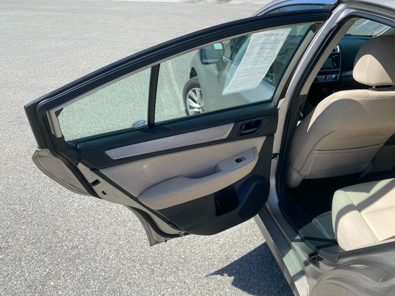 Subaru Legacy 2.5i Premium 2017