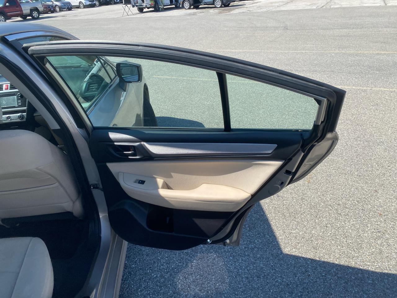 Subaru Legacy 2.5i Premium 2017