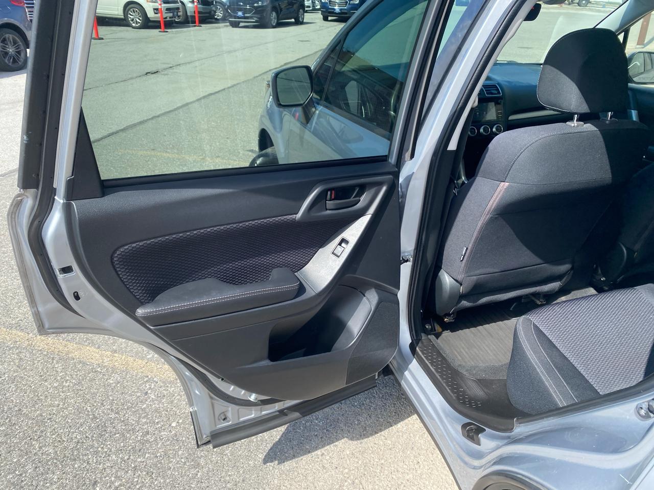 Subaru Forester 2.5i Premium PZEV CVT 2018