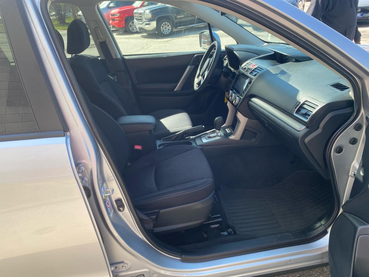 Subaru Forester 2.5i Premium PZEV CVT 2018