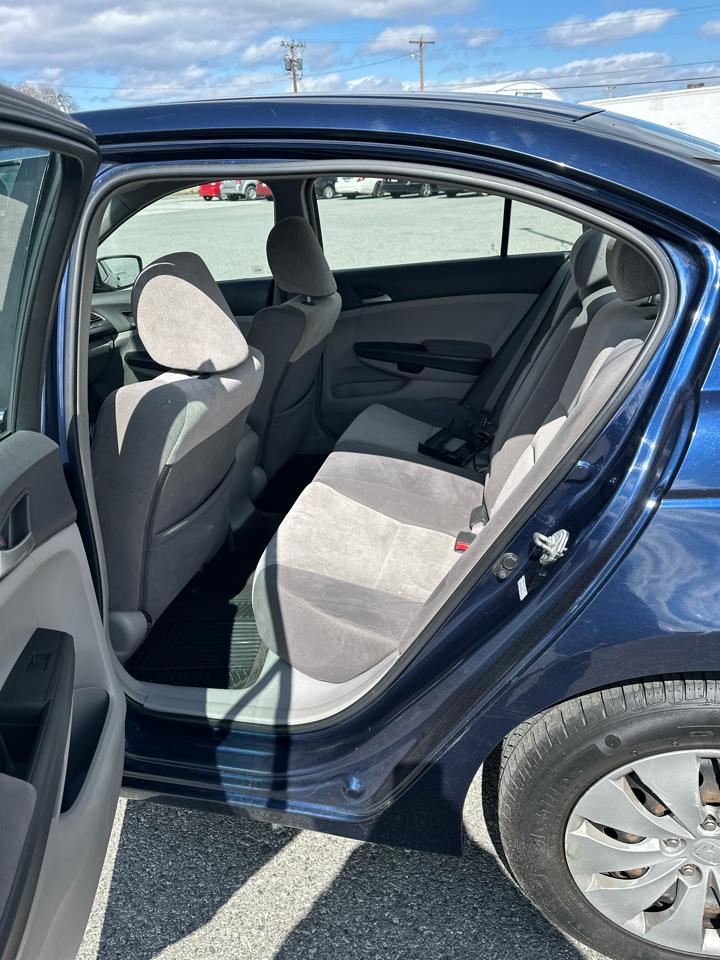 Honda Accord LX sedan AT 2008