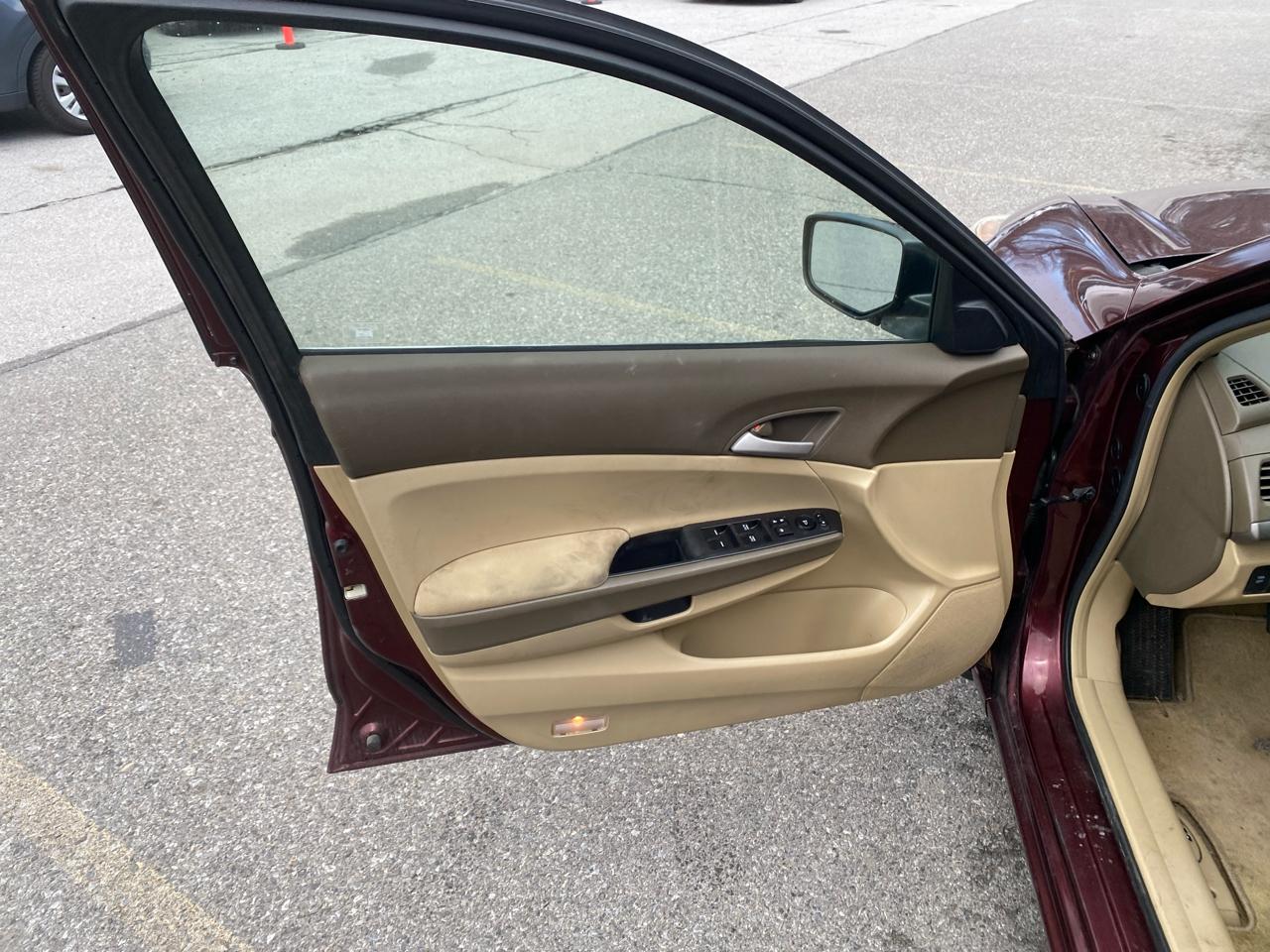 Honda Accord LX-P Sedan AT 2009