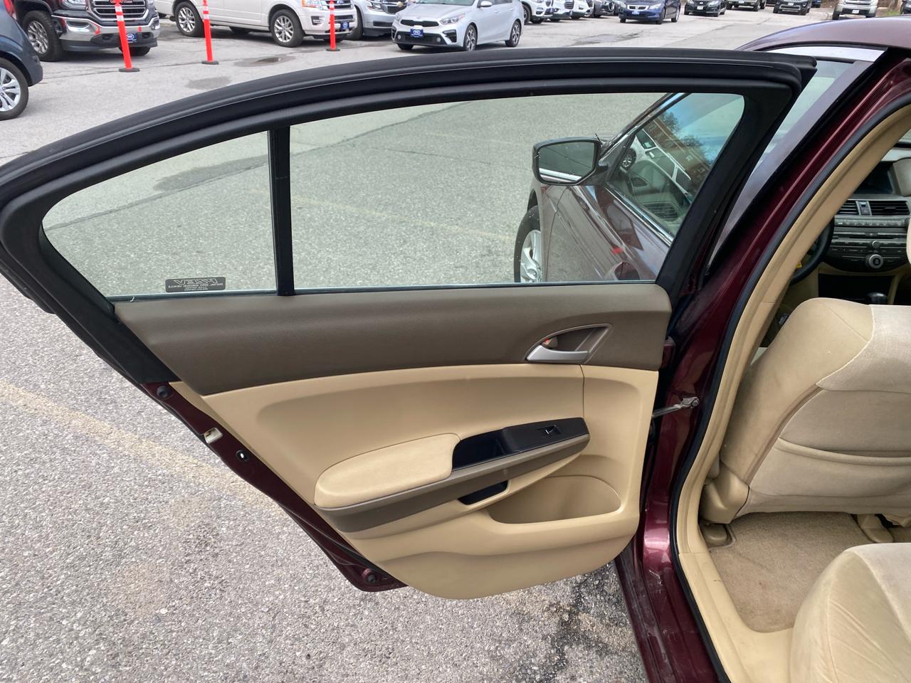 Honda Accord LX-P Sedan AT 2009