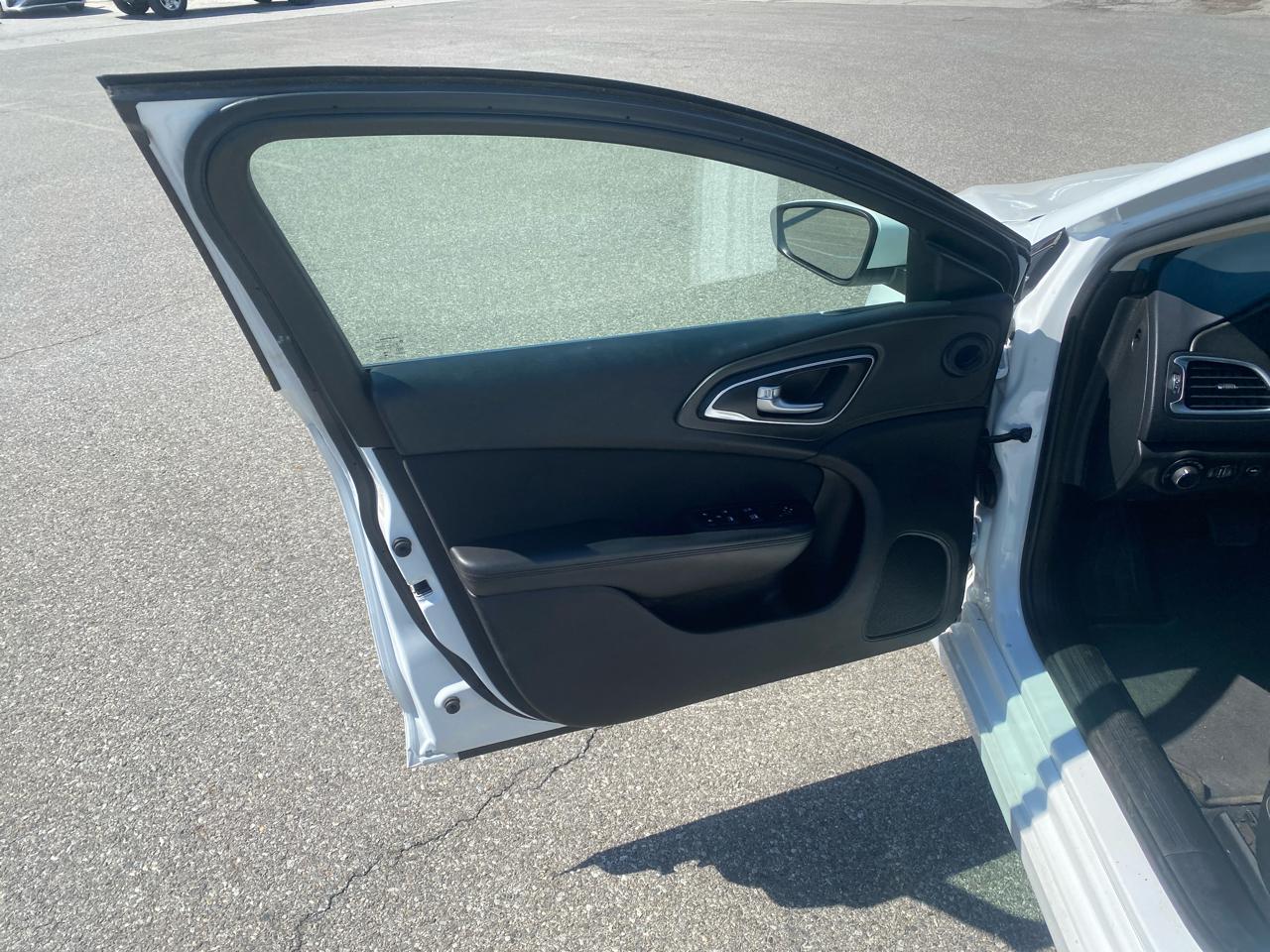 Chrysler 200 Limited 2015