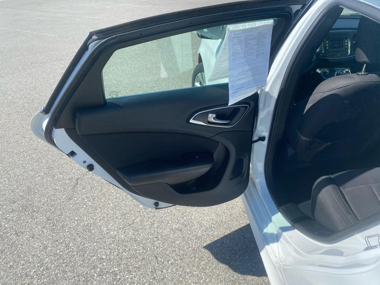 Chrysler 200 Limited 2015