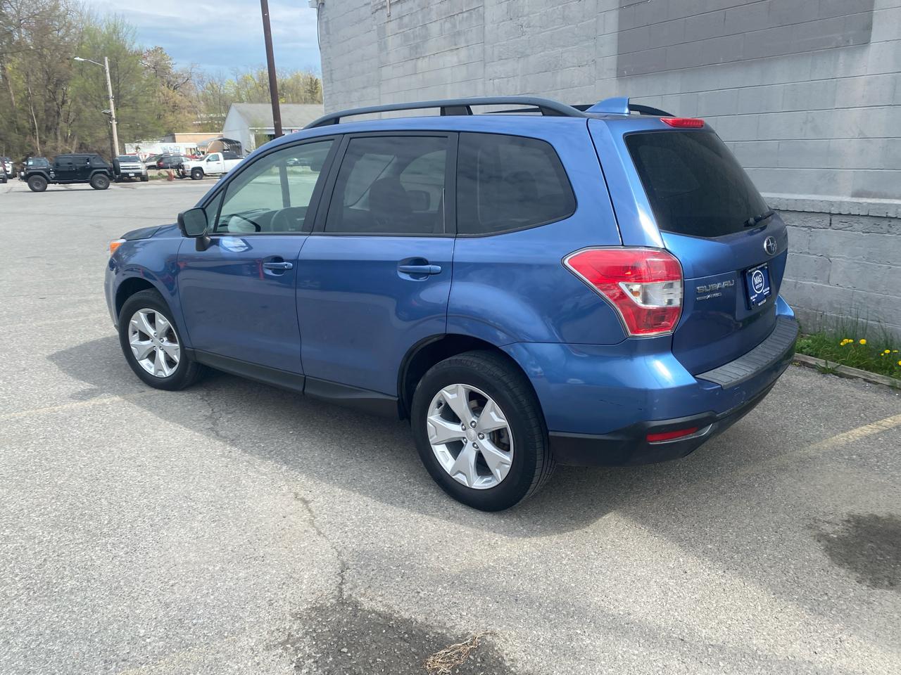 Subaru Forester 2.5i Premium PZEV CVT 2016