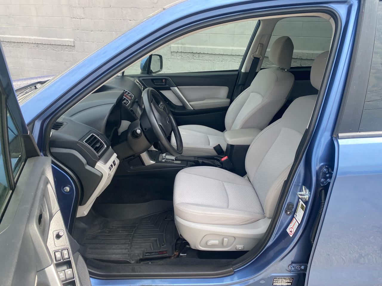 Subaru Forester 2.5i Premium PZEV CVT 2016