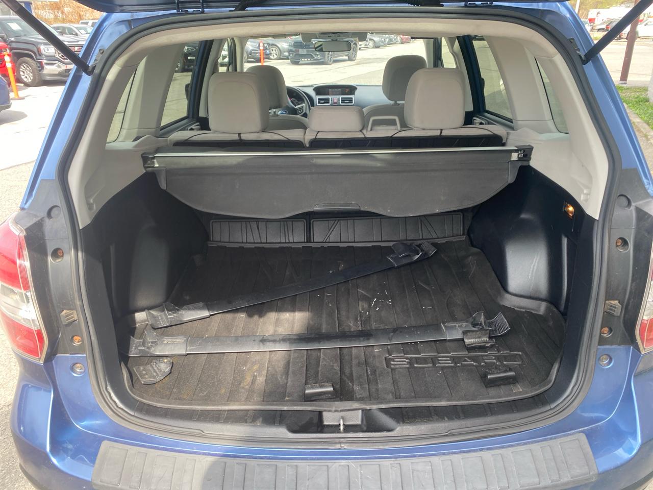 Subaru Forester 2.5i Premium PZEV CVT 2016