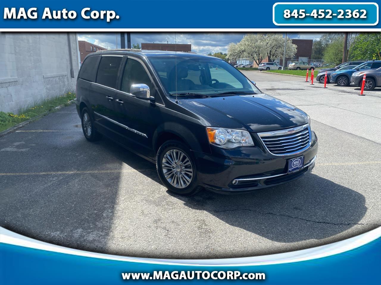 2016 Chrysler Town & Country Touring-L