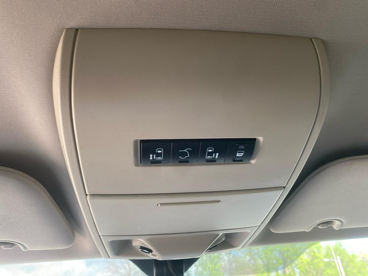 Chrysler Town & Country Touring-L 2016