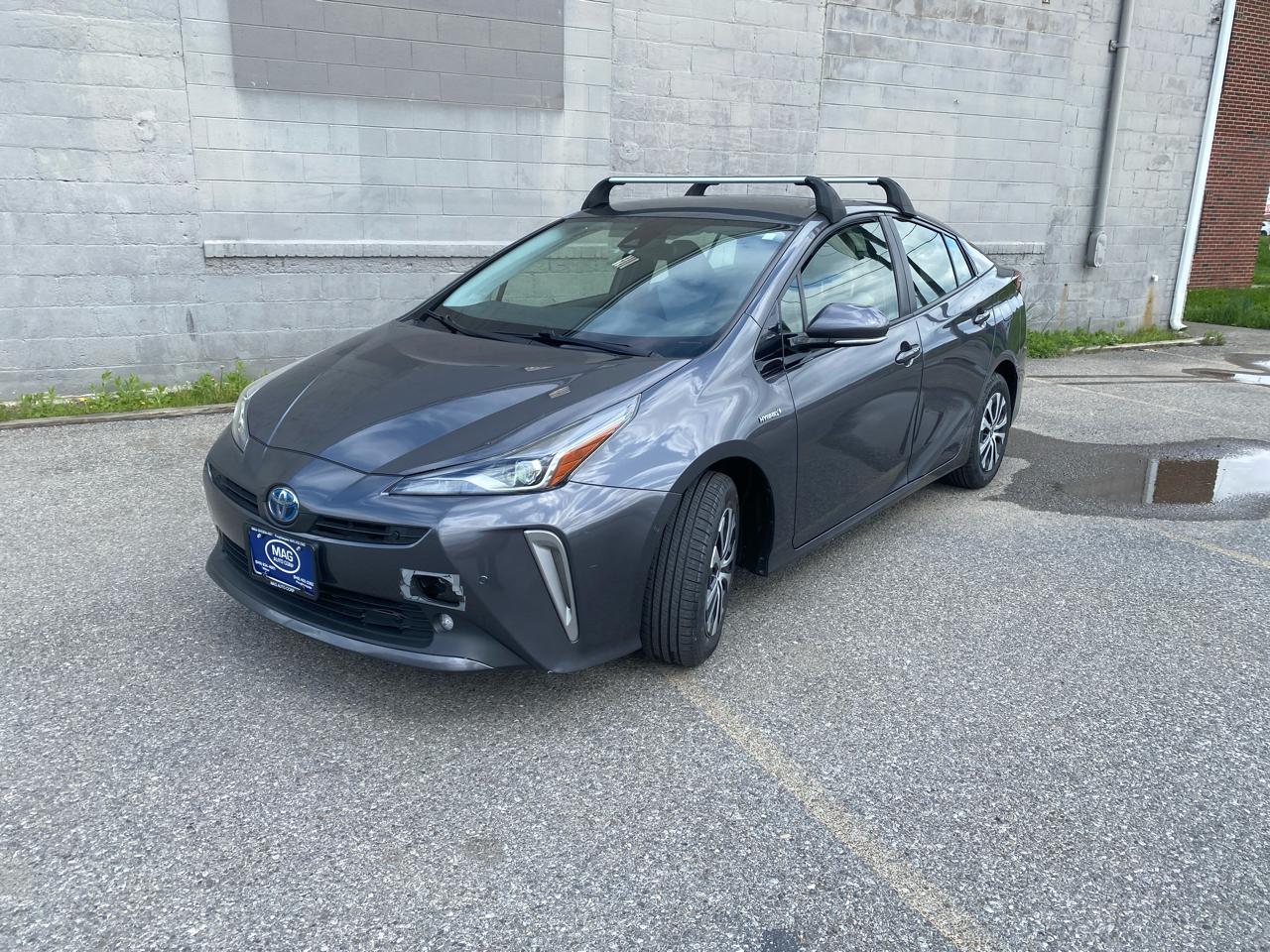 Toyota Prius XLE AWD-e 2019