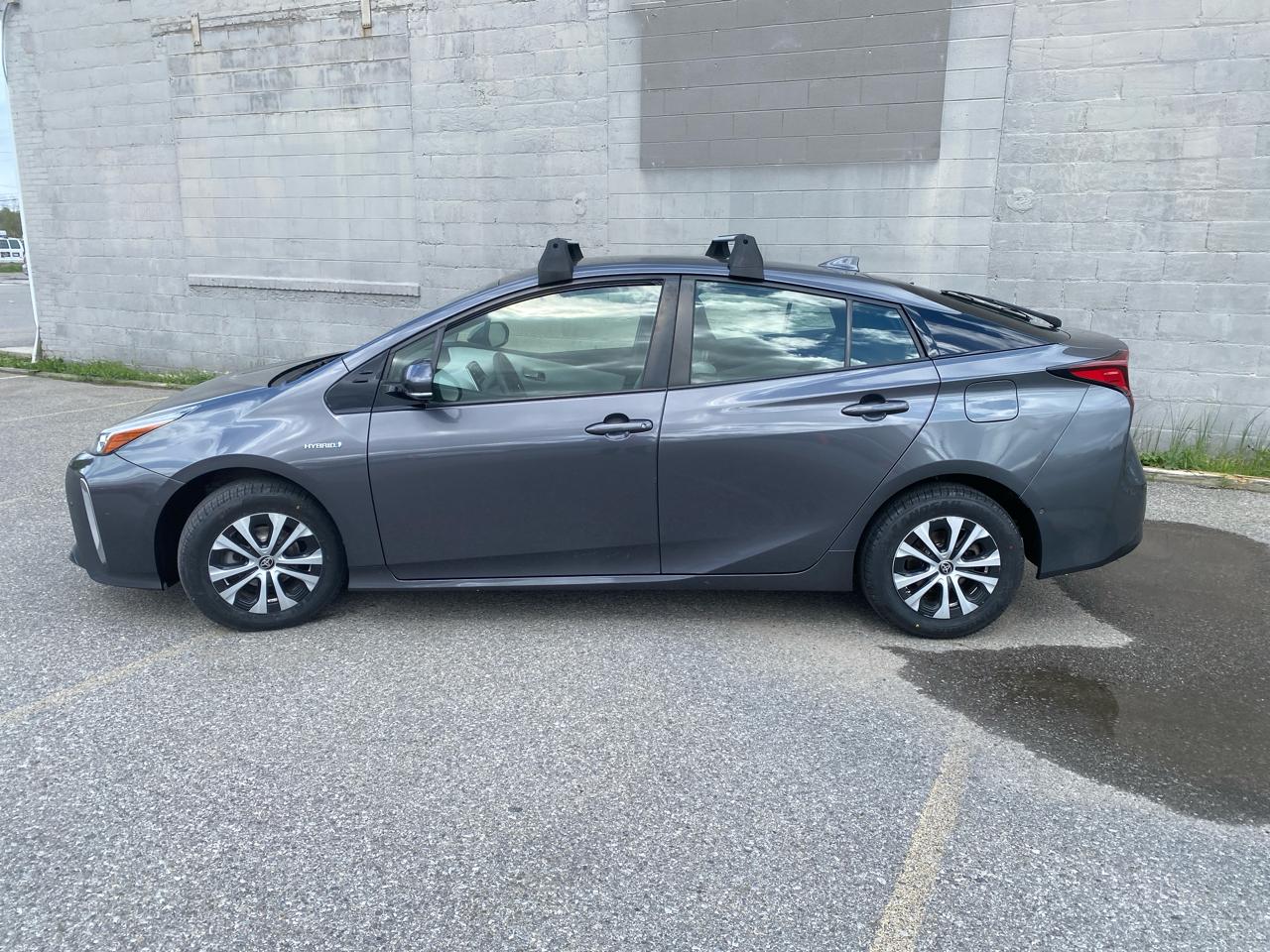 Toyota Prius XLE AWD-e 2019