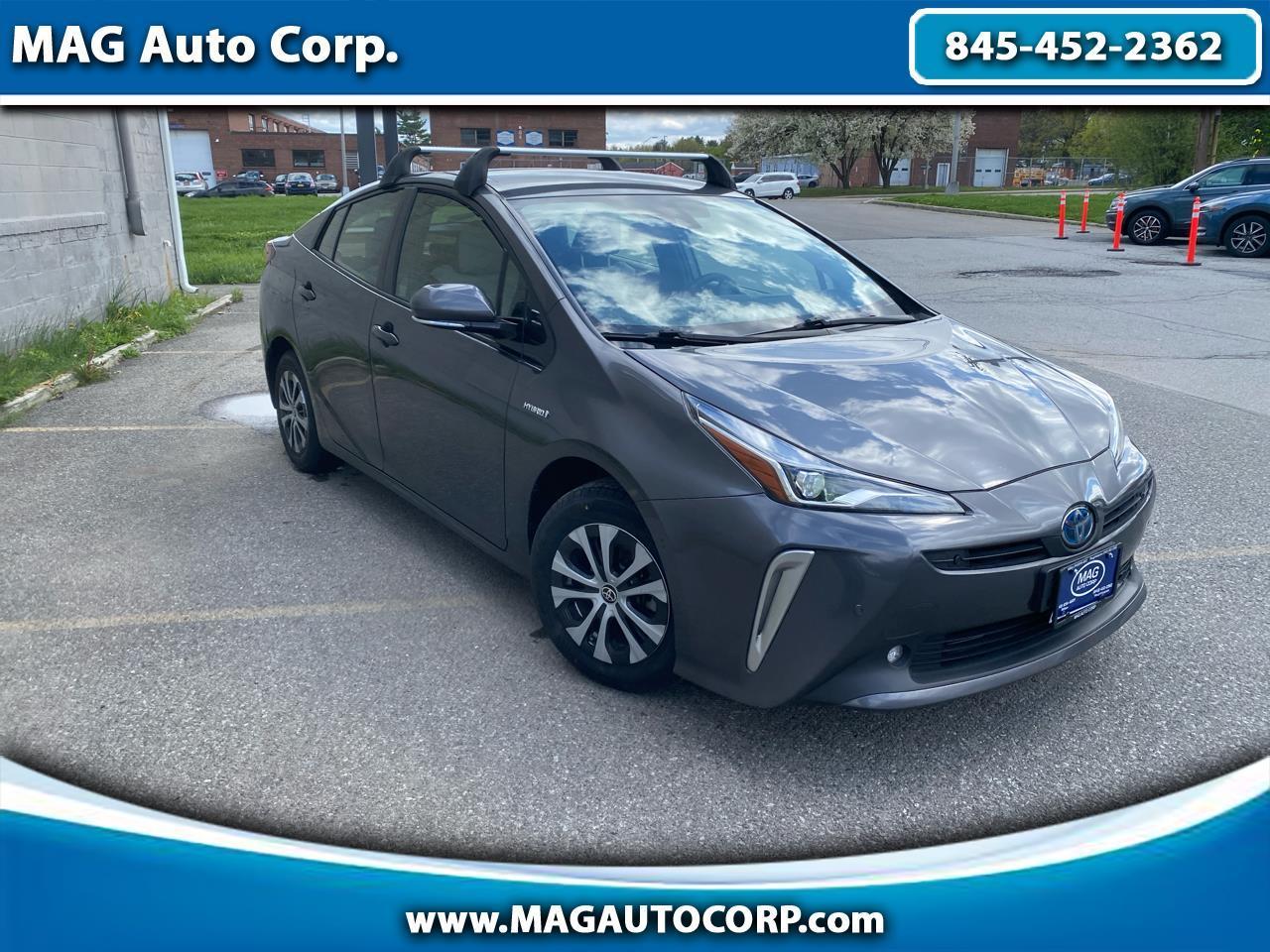 Toyota Prius XLE AWD-e 2019