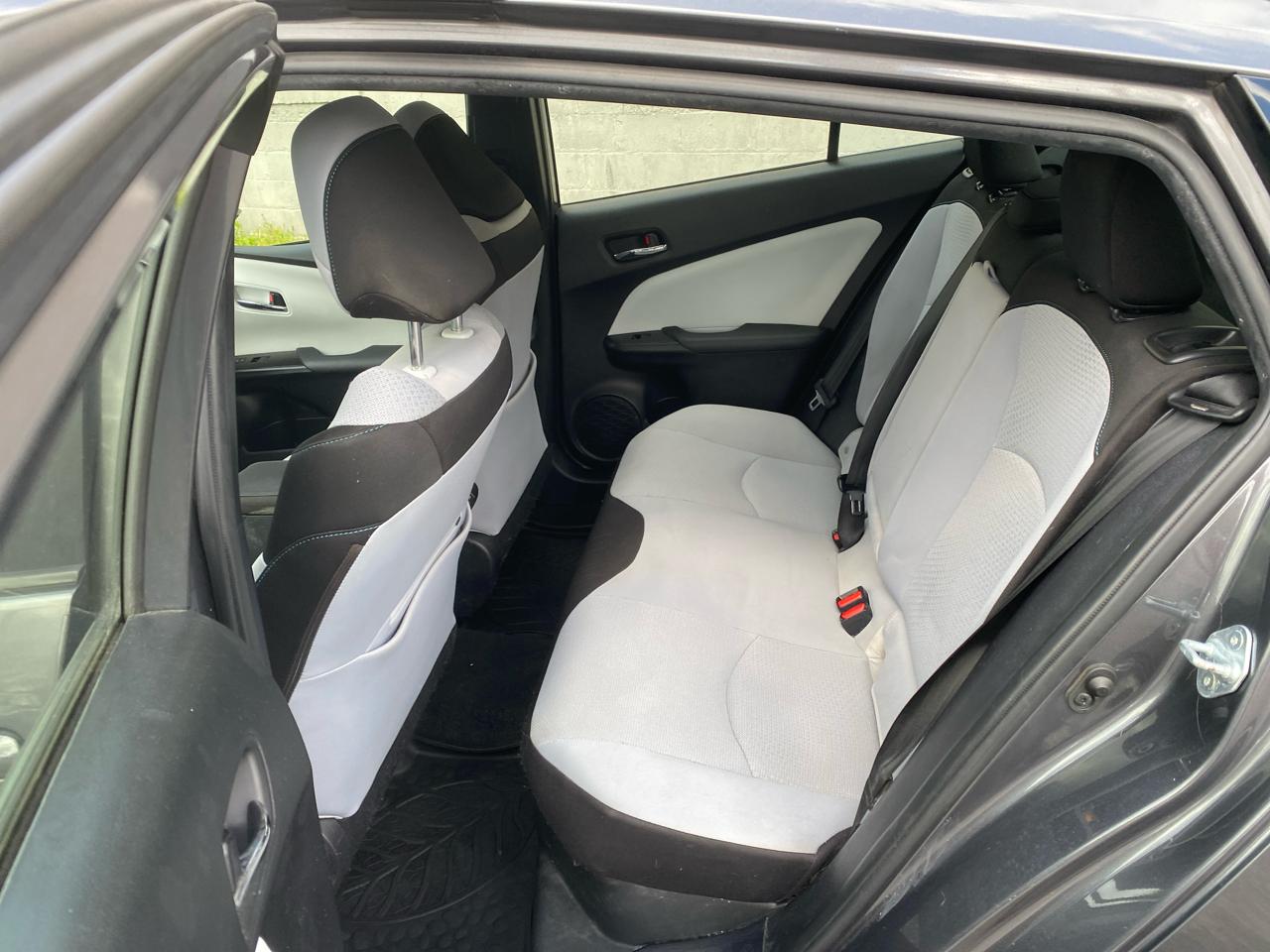 Toyota Prius XLE AWD-e 2019