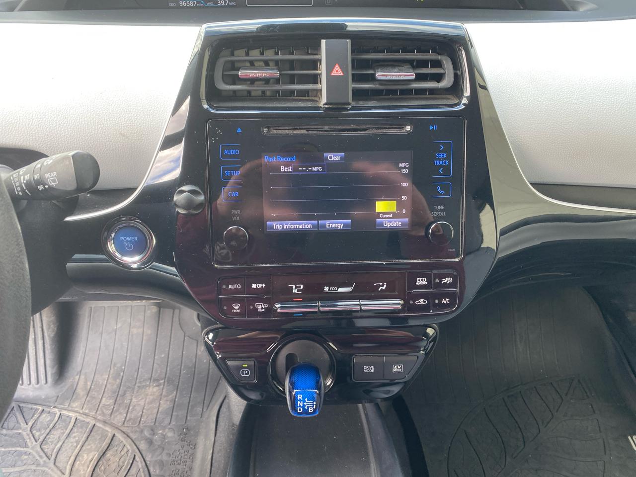 Toyota Prius XLE AWD-e 2019