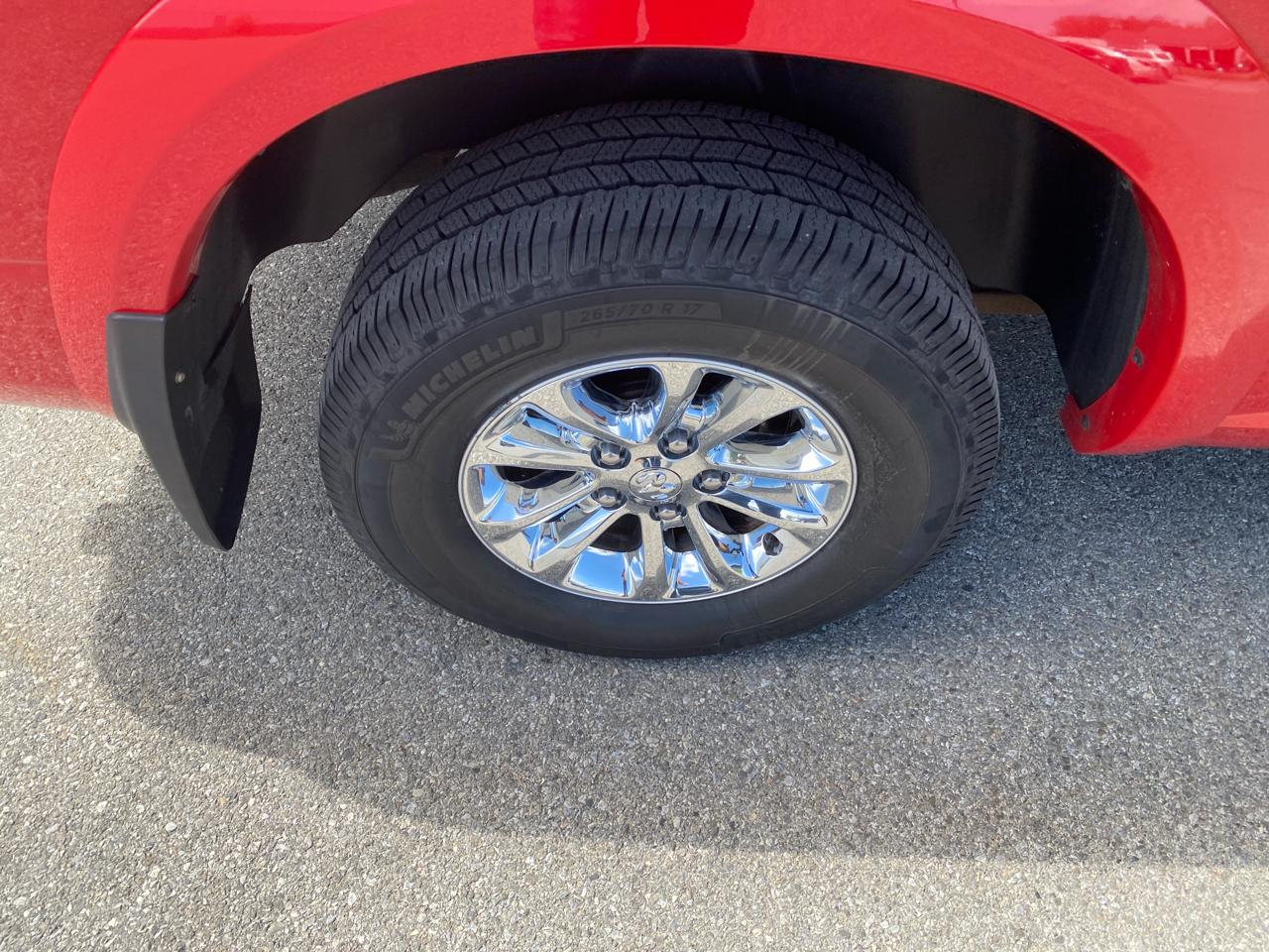 RAM 1500 Laramie Quad Cab 4WD 2016