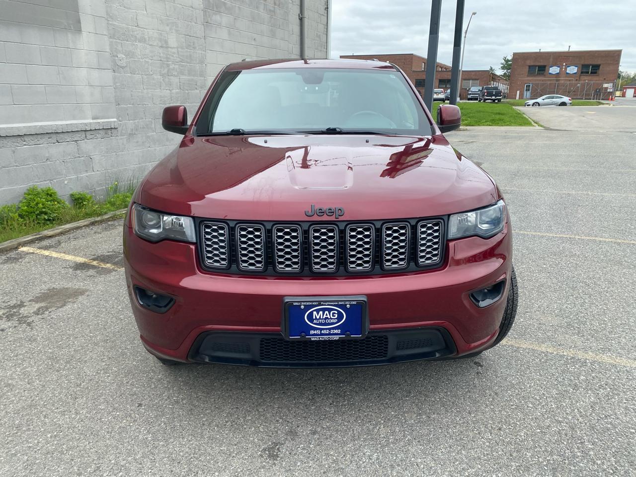 Jeep Grand Cherokee Laredo 4WD 2018