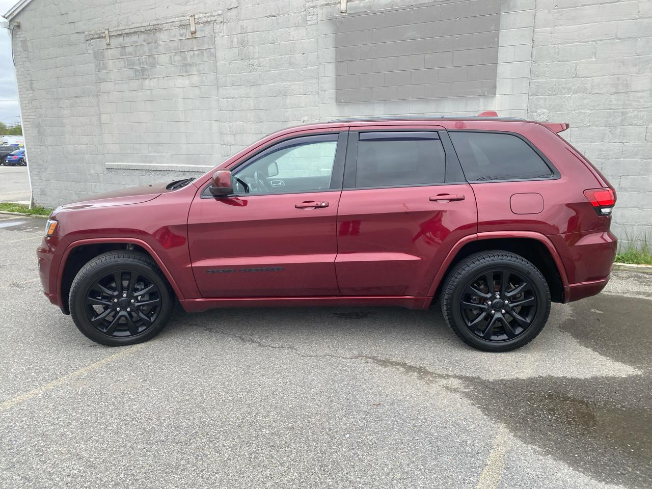 Jeep Grand Cherokee Laredo 4WD 2018