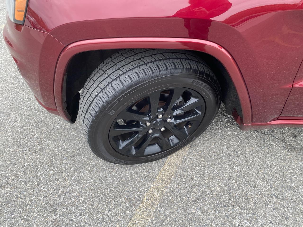 Jeep Grand Cherokee Laredo 4WD 2018