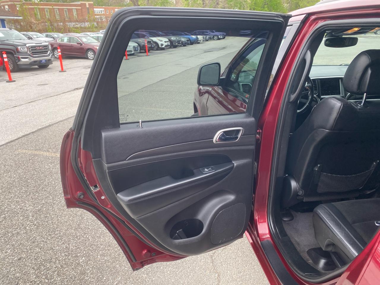 Jeep Grand Cherokee Laredo 4WD 2018