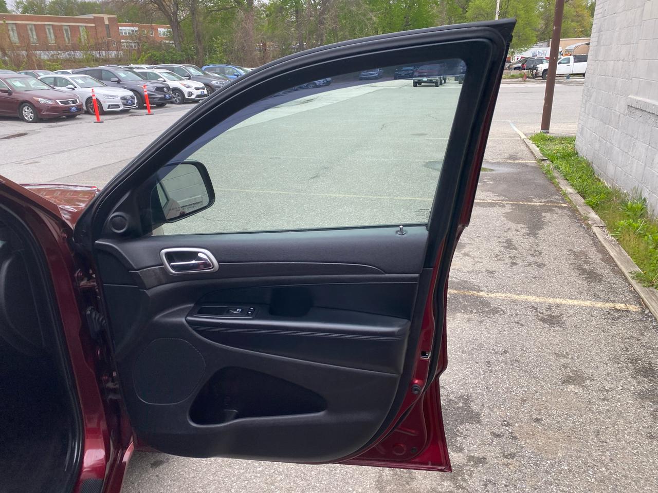 Jeep Grand Cherokee Laredo 4WD 2018