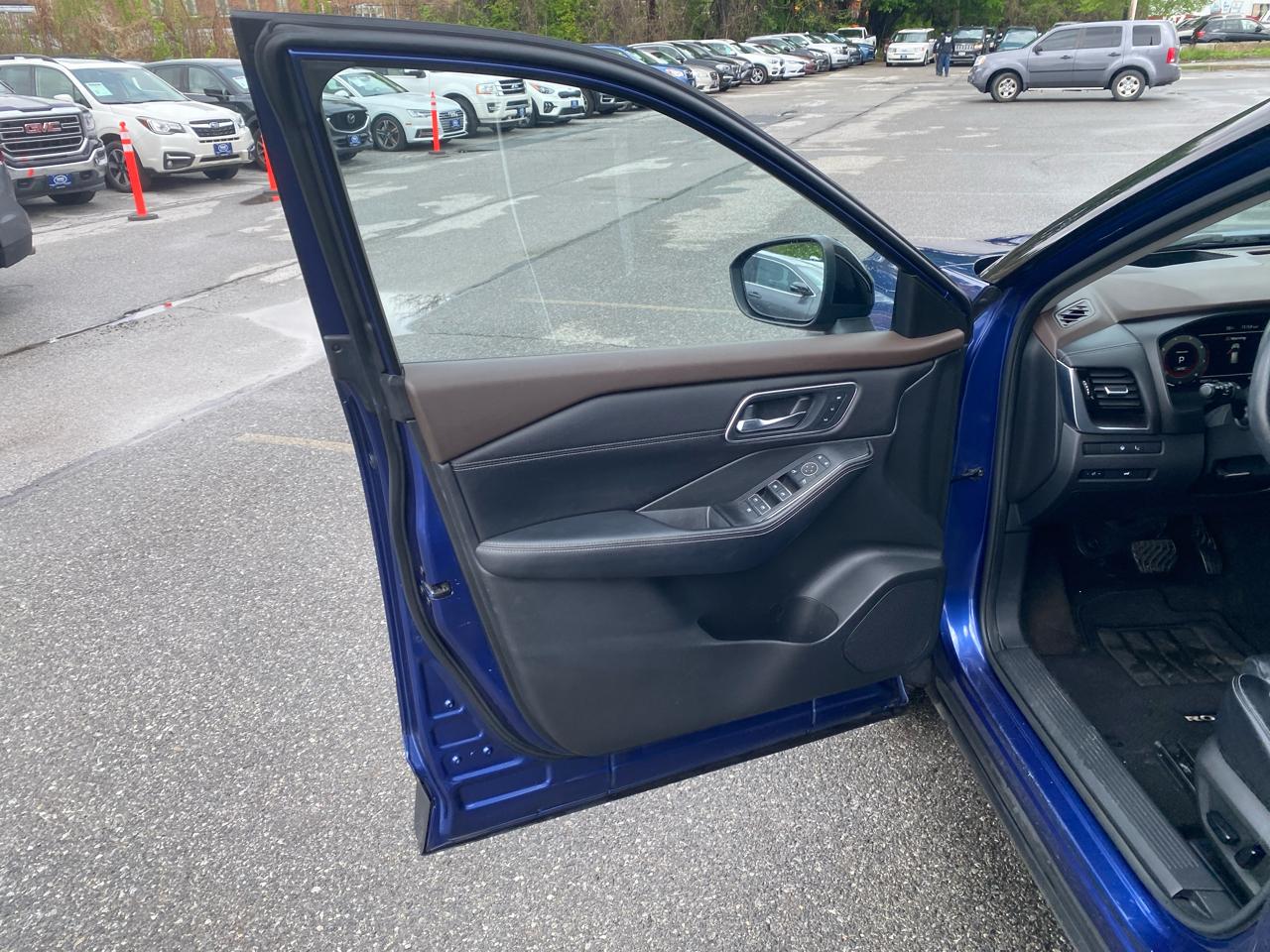 Nissan Rogue Platinum AWD 2021