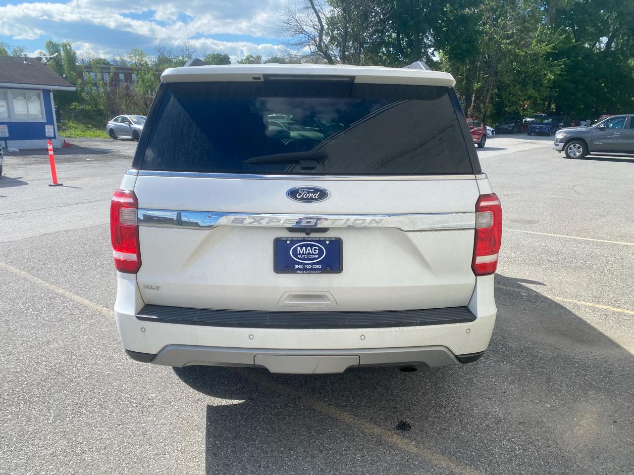Ford Expedition XLT 4WD 2019